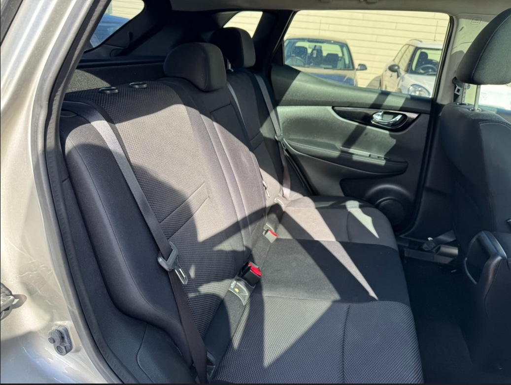 Used Nissan Qashqai 2015 for sale - 76625218: Photo 15