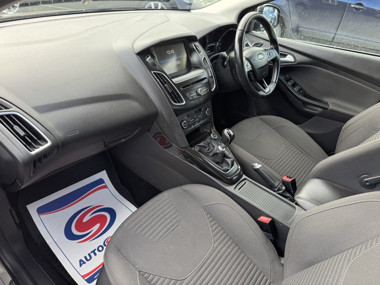 Used Ford Focus 2015 for sale - 76625316: Photo 12