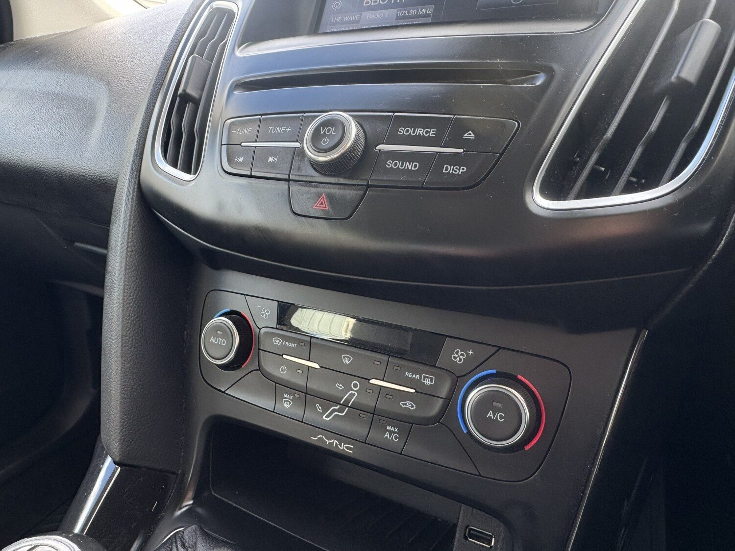 Used Ford Focus 2015 for sale - 76625316: Photo 16