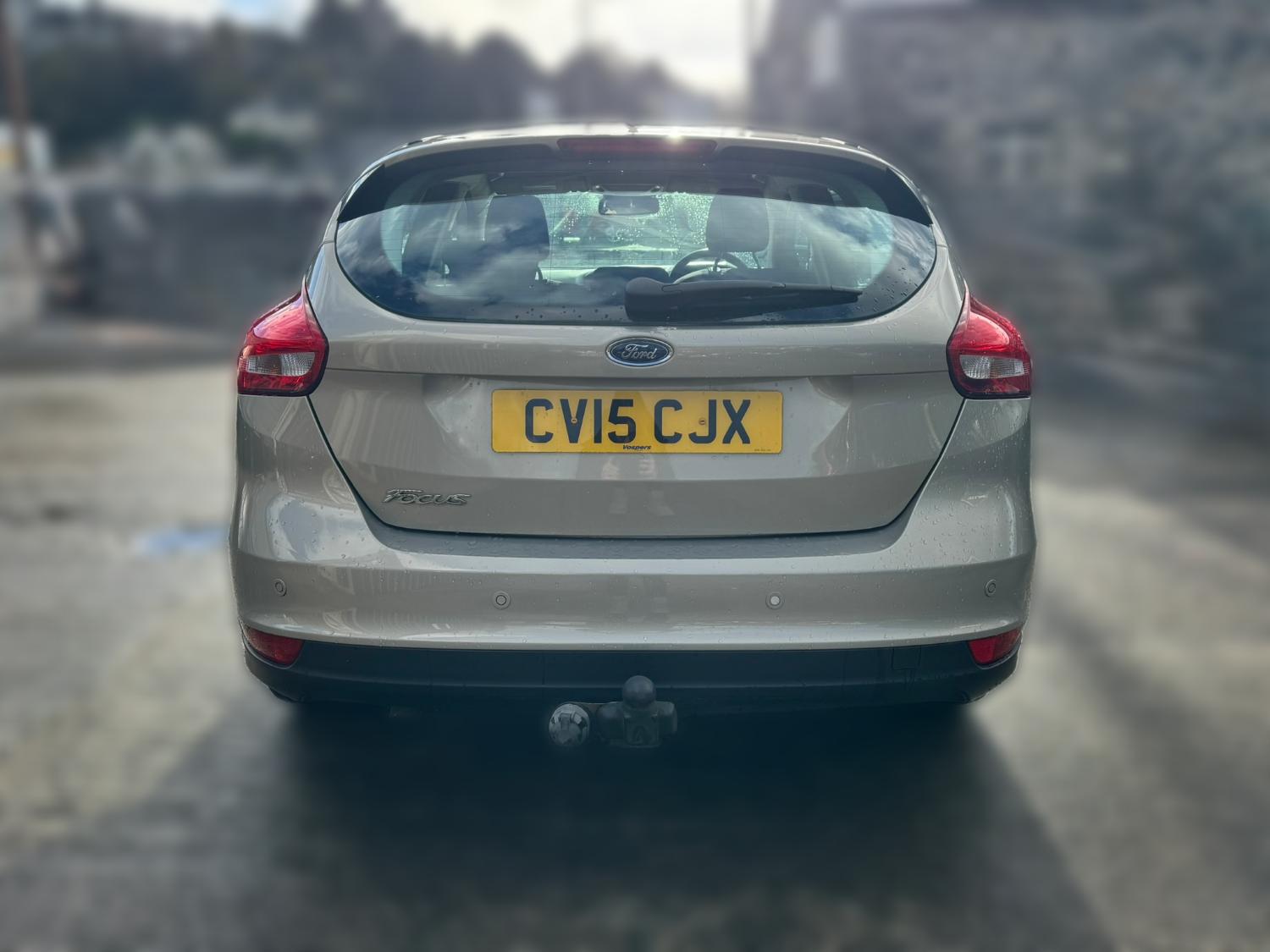 Used Ford Focus 2015 for sale - 76625316: Photo 5