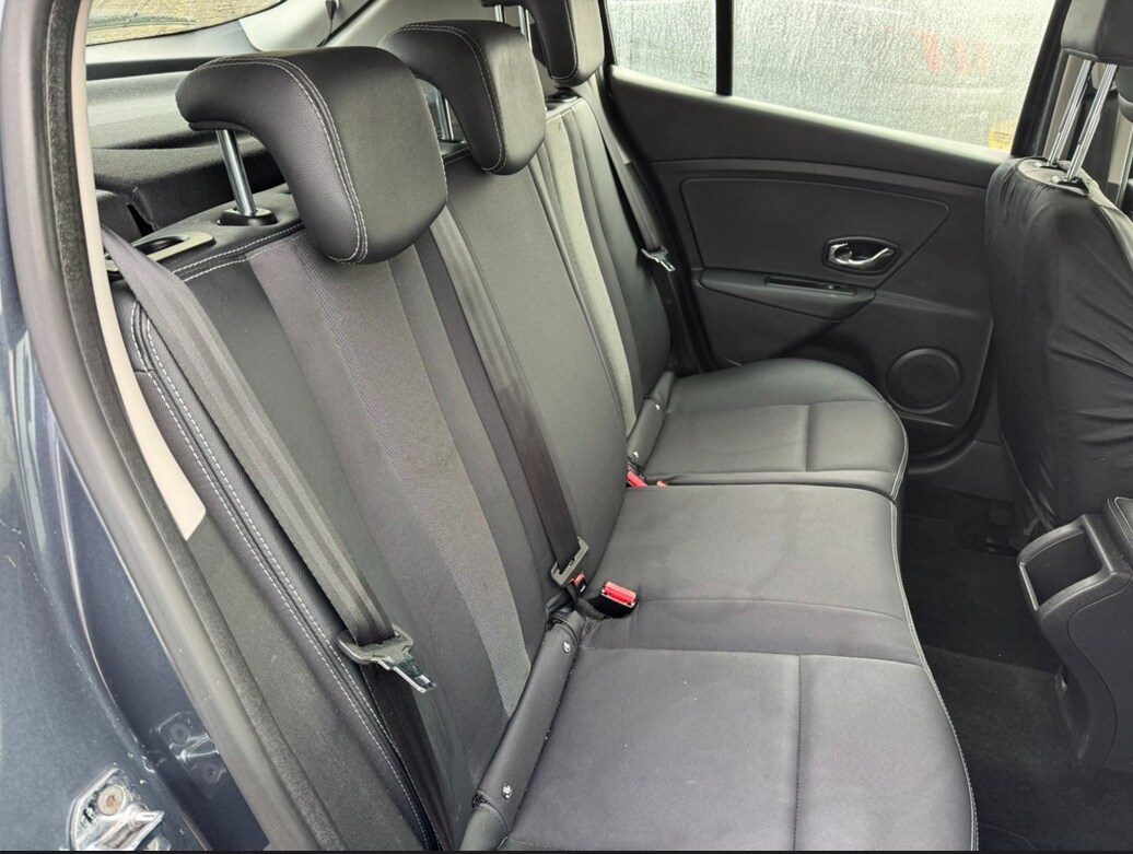 Used Renault Megane 2015 for sale - 76625242: Photo 13