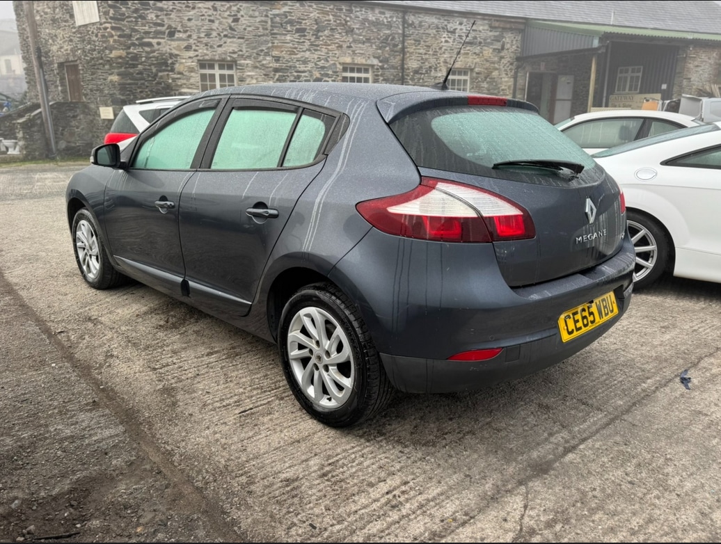 Used Renault Megane 2015 for sale - 76625242: Photo 4