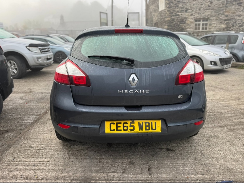 Used Renault Megane 2015 for sale - 76625242: Photo 5