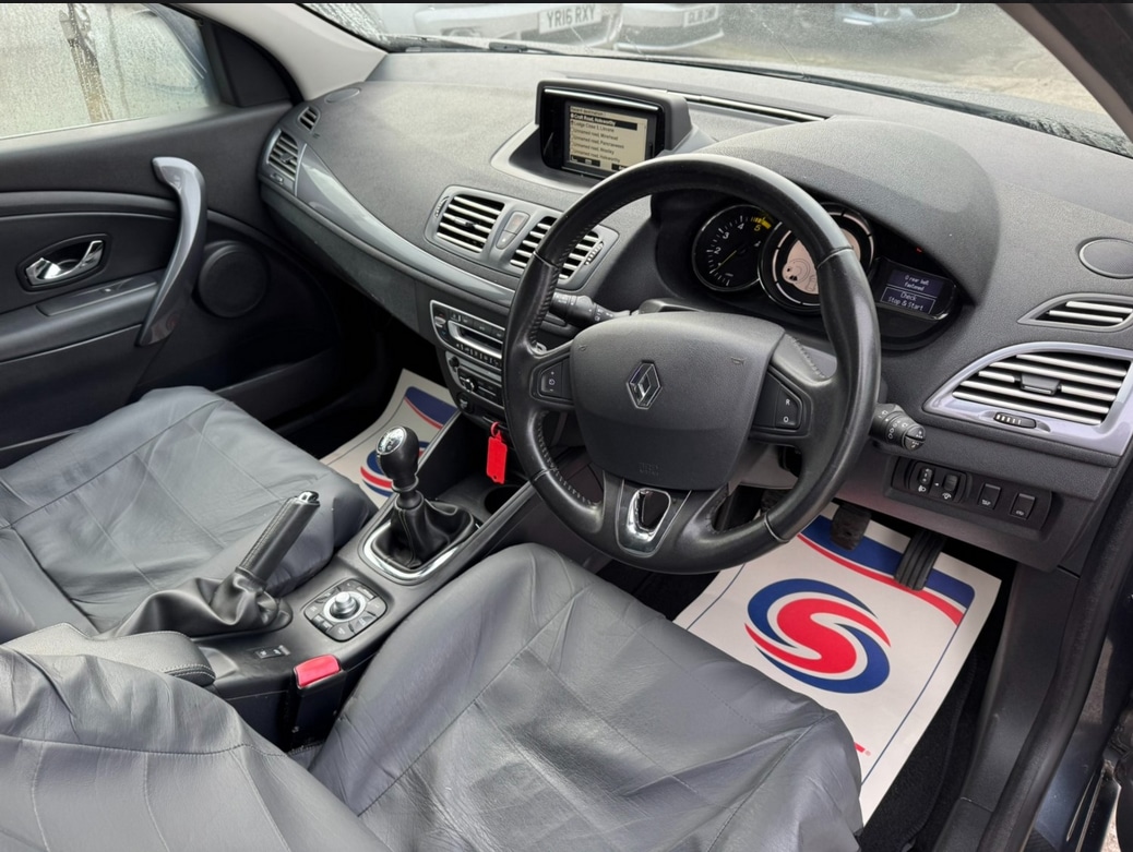 Used Renault Megane 2015 for sale - 76625242: Photo 9