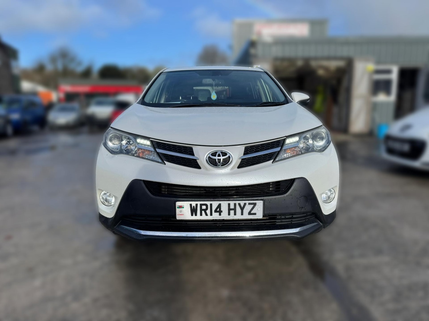 Used Toyota RAV4 2014 for sale - 77365467: Photo 2