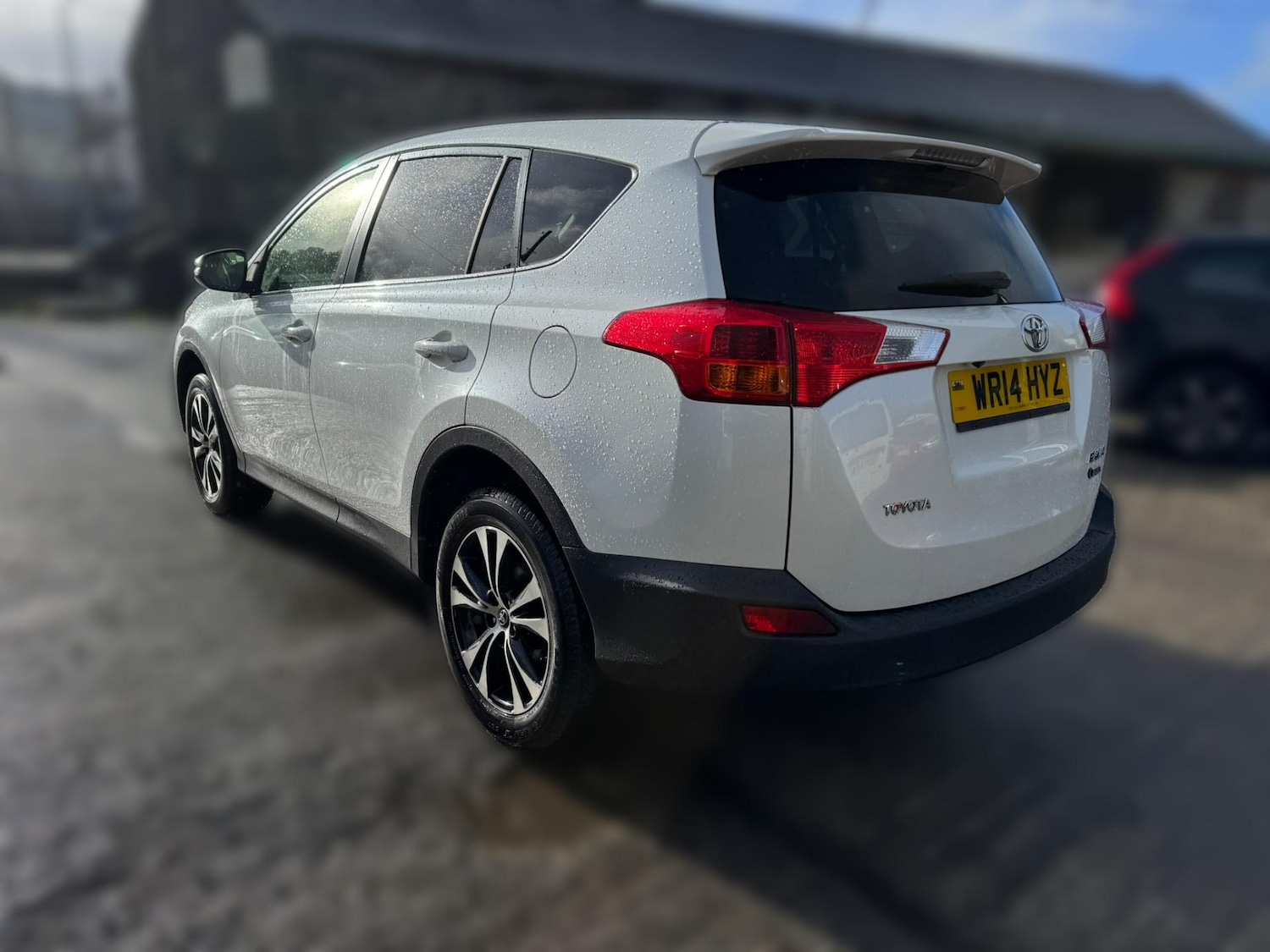 Used Toyota RAV4 2014 for sale - 77365467: Photo 4