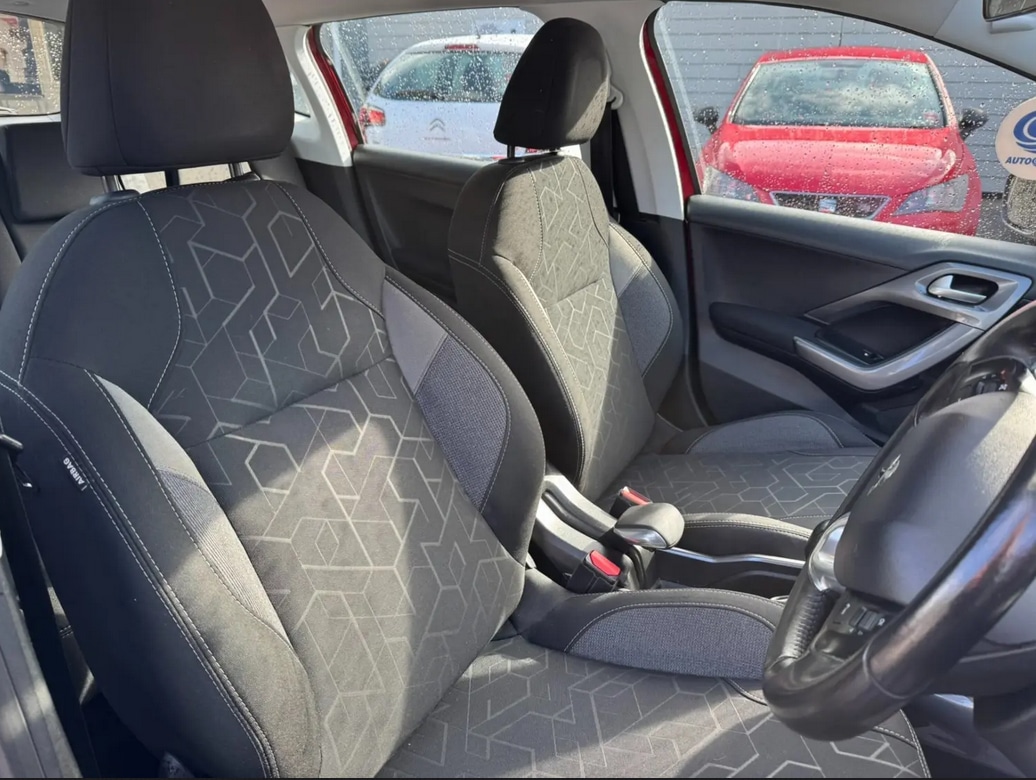 Used Peugeot 2008 2017 for sale - 76625208: Photo 10