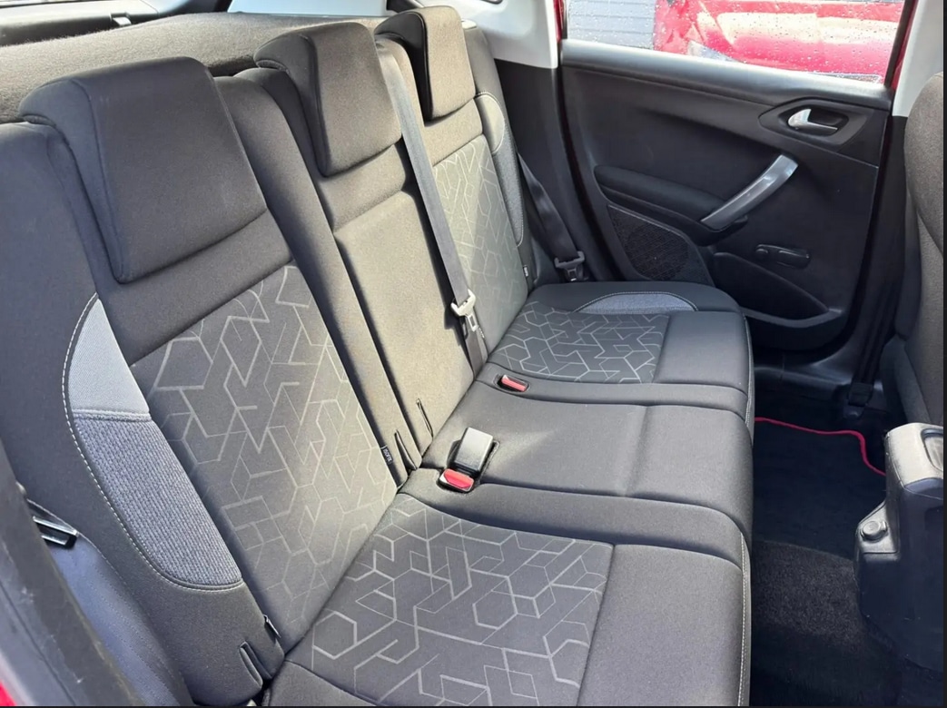 Used Peugeot 2008 2017 for sale - 76625208: Photo 13