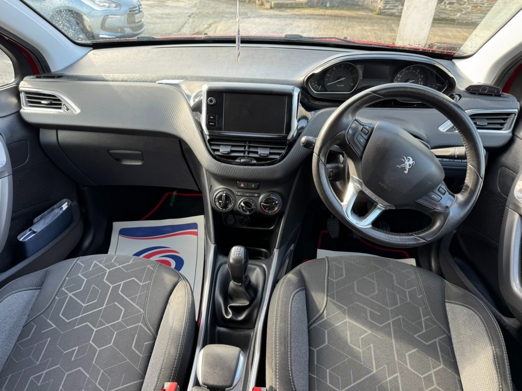 Used Peugeot 2008 2017 for sale - 76625208: Photo 9