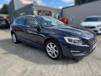 Used Volvo V60 2014 for sale - 79640137: Photo