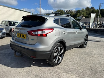 Used Nissan Qashqai 2015 for sale - 75702913: Photo