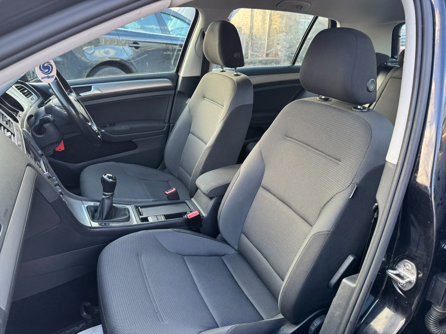 Used Volkswagen Golf 2015 for sale - 77365450: Photo 14