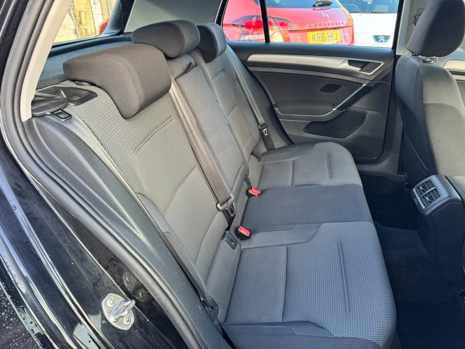 Used Volkswagen Golf 2015 for sale - 77365450: Photo 16