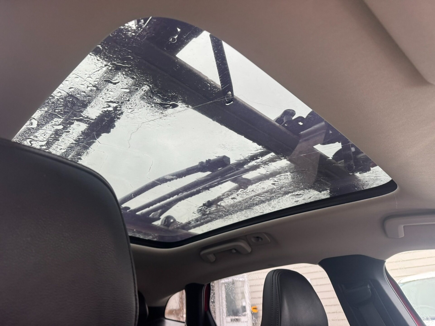 Used Volvo V40 2015 for sale - 77368086: Photo 20