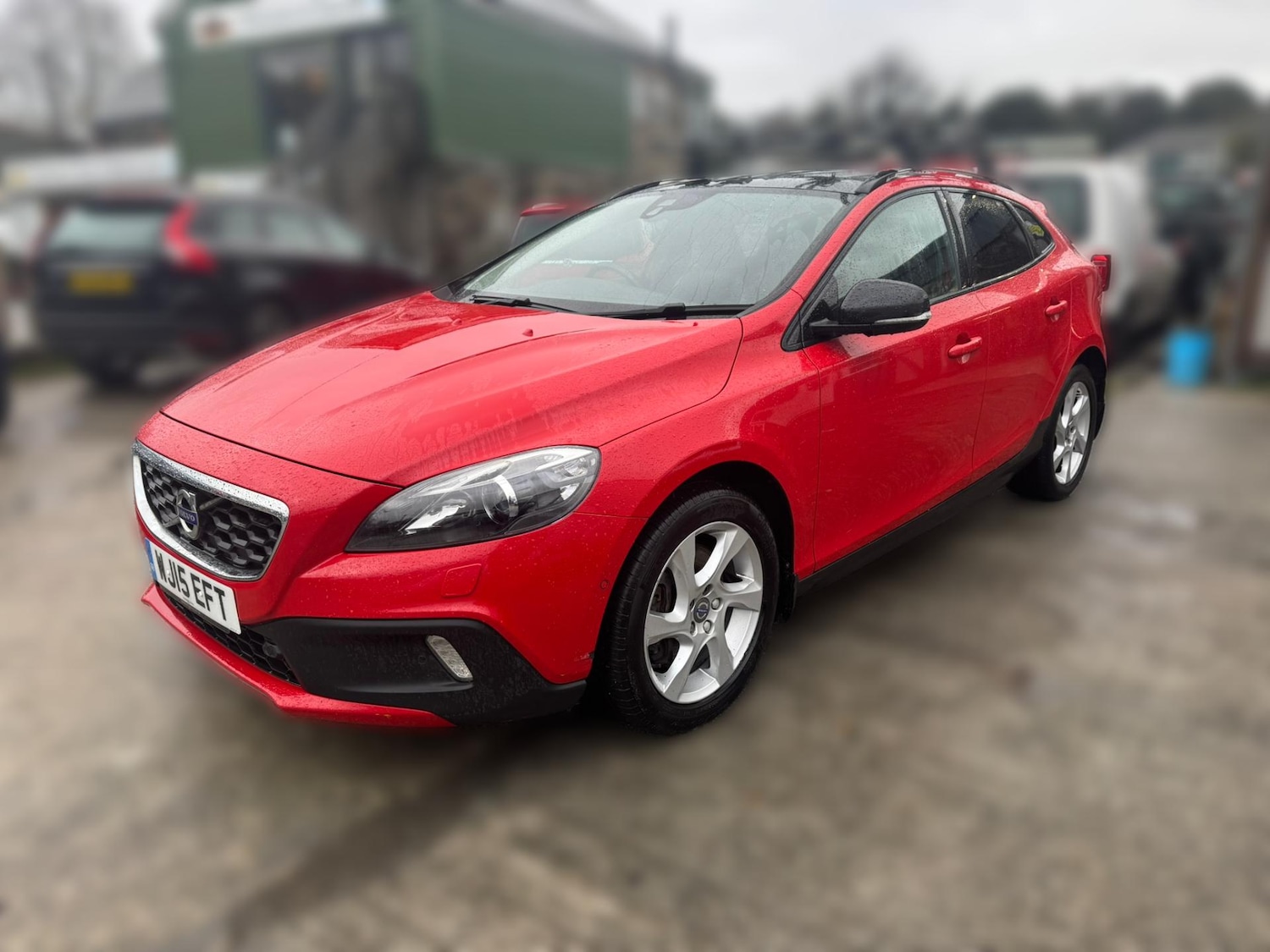 Used Volvo V40 2015 for sale - 77368086: Photo 3