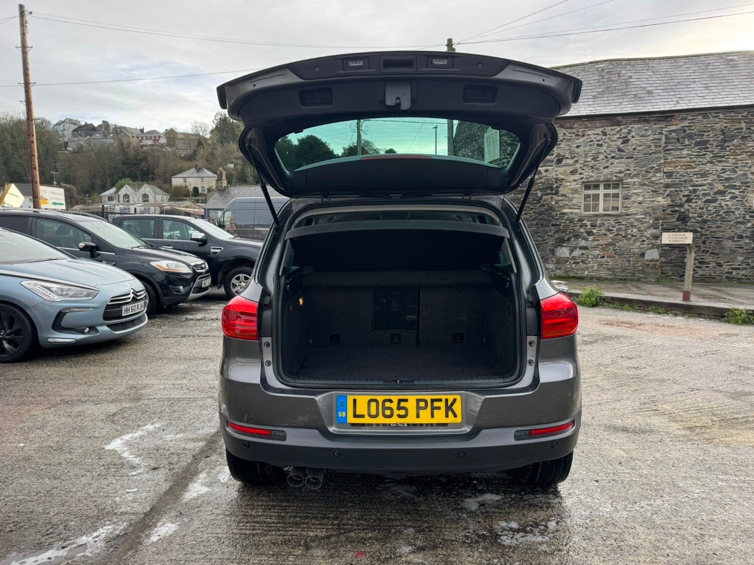 Used Volkswagen Tiguan 2015 for sale - 77137107: Photo 5