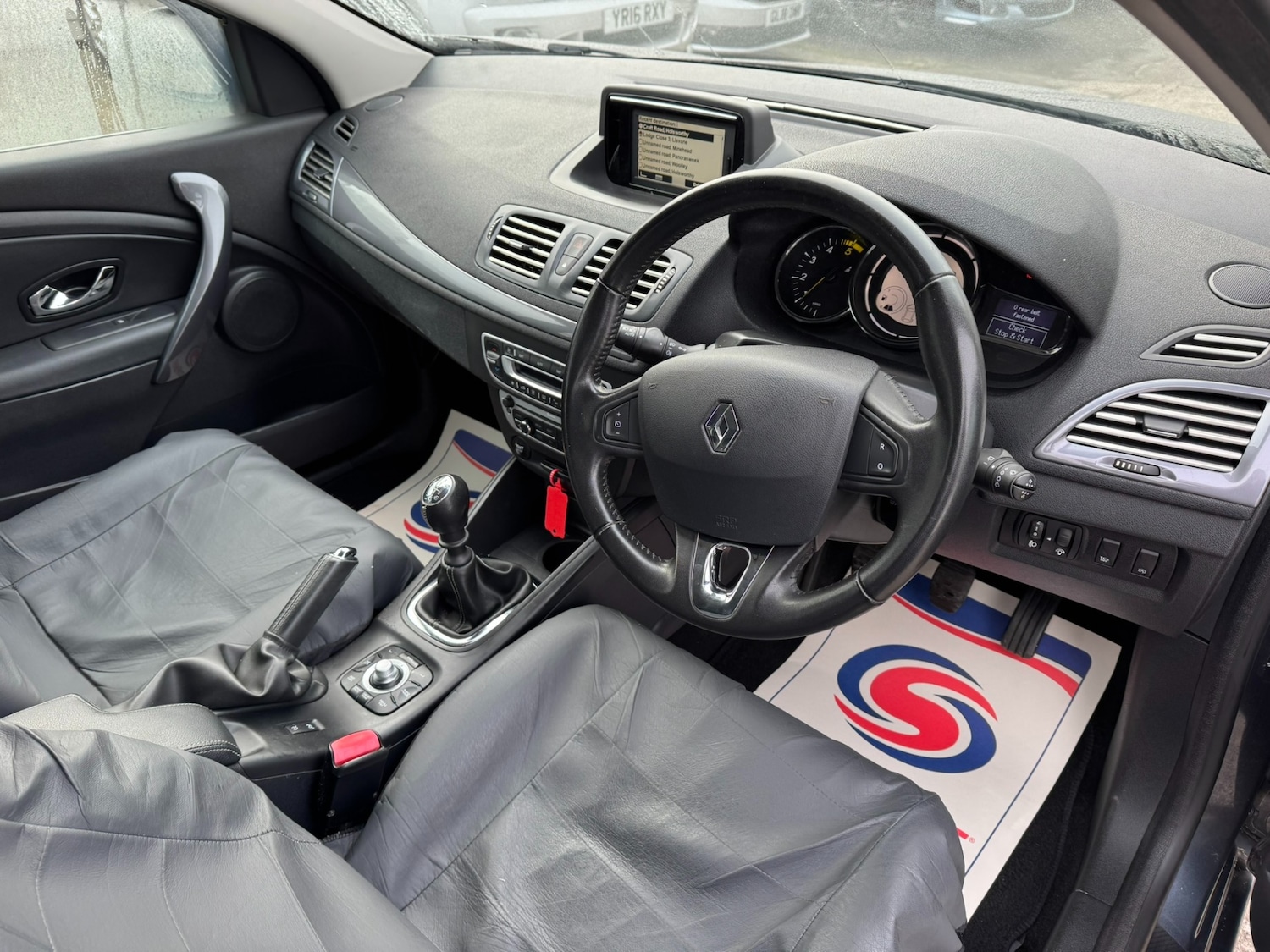 Used Renault Megane 2015 for sale - 76047690: Photo 9