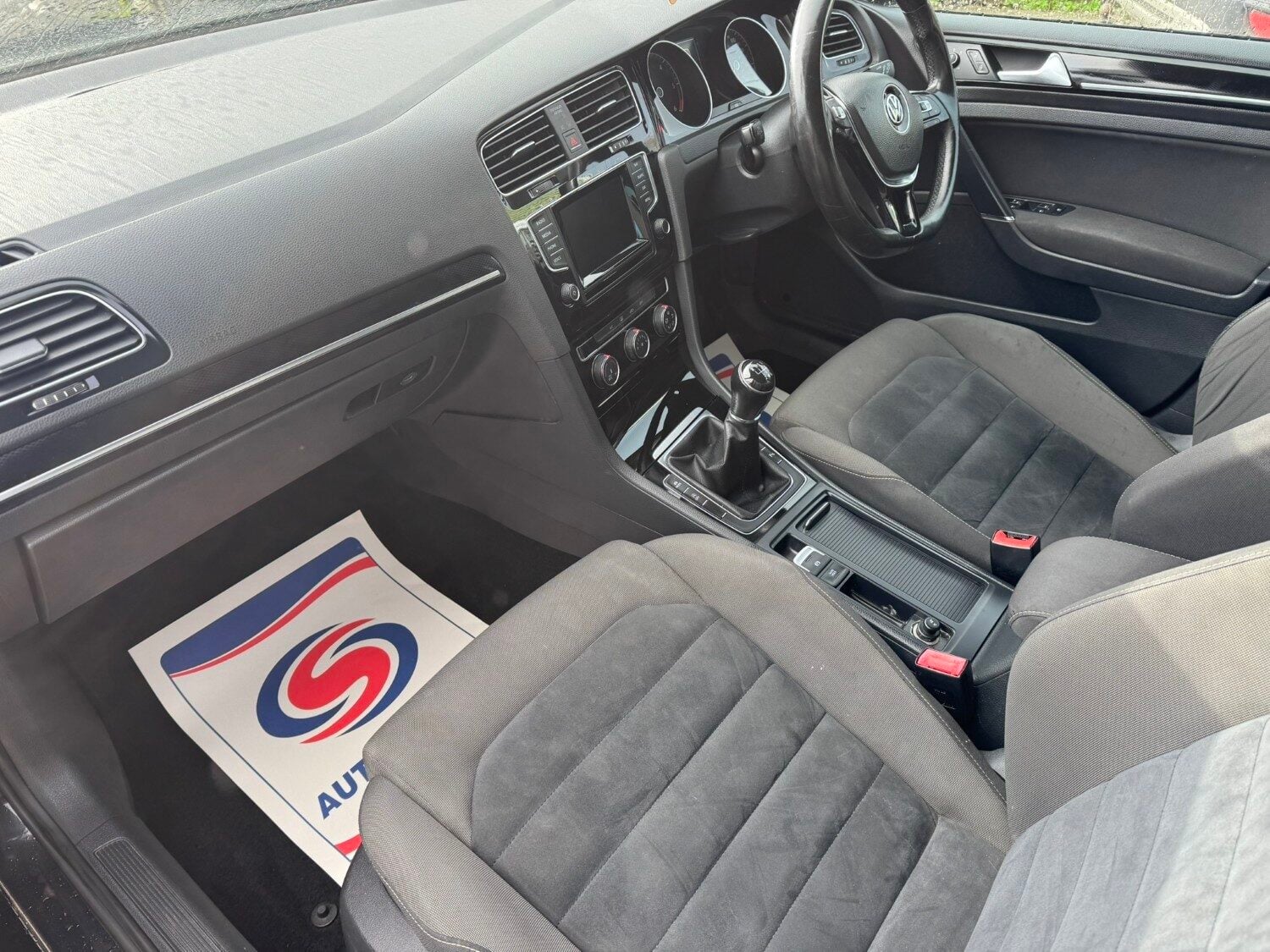 Used Volkswagen Golf 2013 for sale - 76809245: Photo 12