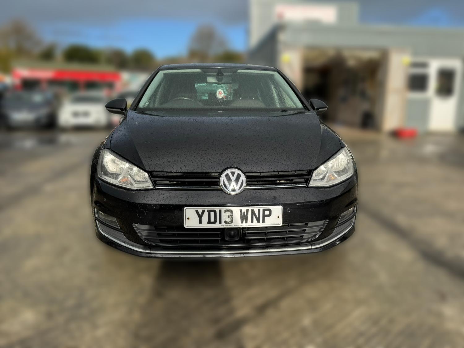 Used Volkswagen Golf 2013 for sale - 76809245: Photo 2