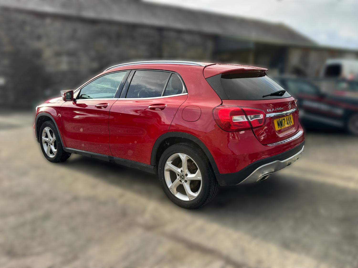 Used Mercedes-Benz GLA 2017 for sale - 76893141: Photo 5