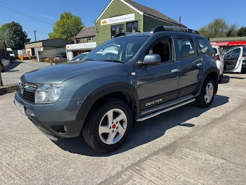 Used Dacia Duster 2014 for sale - 79527276: Photo