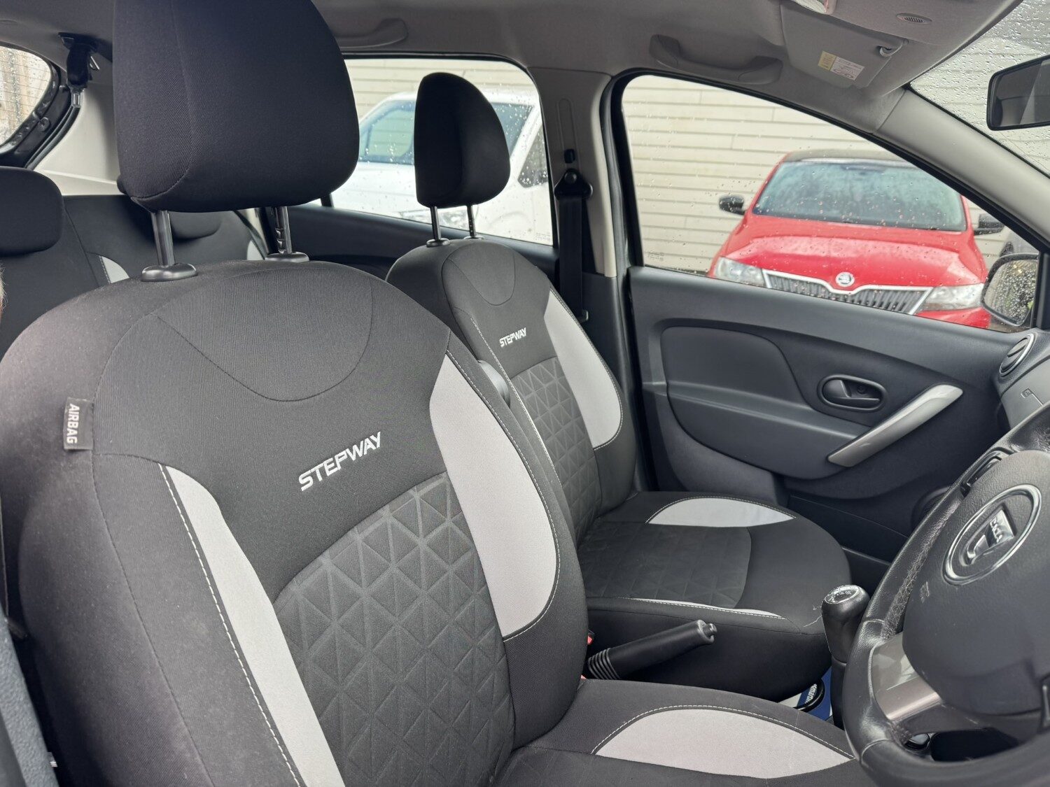 Used Dacia Sandero Stepway 2015 for sale - 78015920: Photo 10