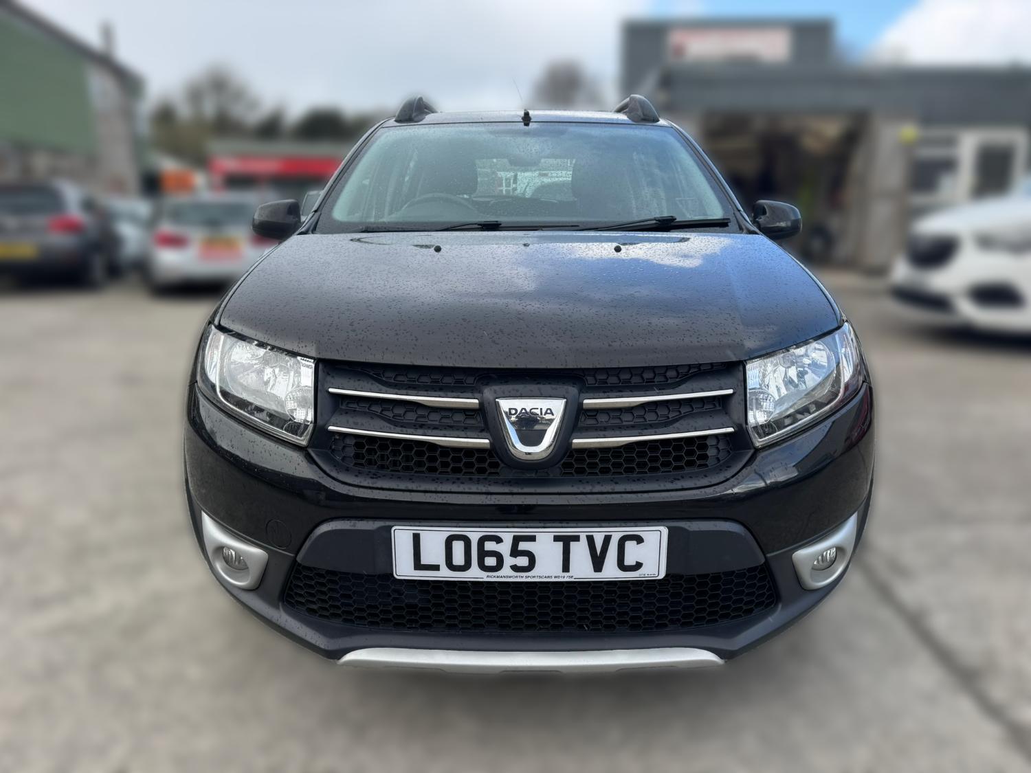 Used Dacia Sandero Stepway 2015 for sale - 78015920: Photo 2
