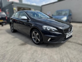 Used Volvo V40 2015 for sale - 78513146: Photo