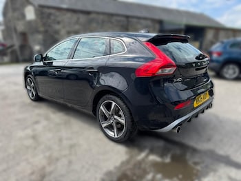 Used Volvo V40 2015 for sale - 78513146: Photo