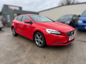 Used Volvo V40 2016 for sale - 78223078: Photo