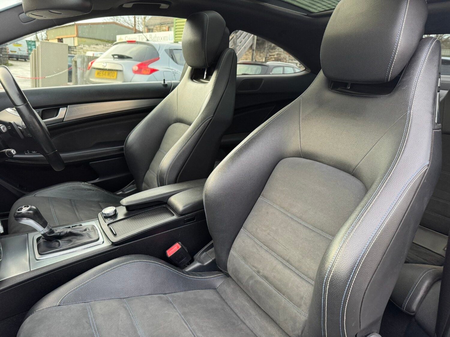 Used Mercedes-Benz C Class 2015 for sale - 77137106: Photo 11