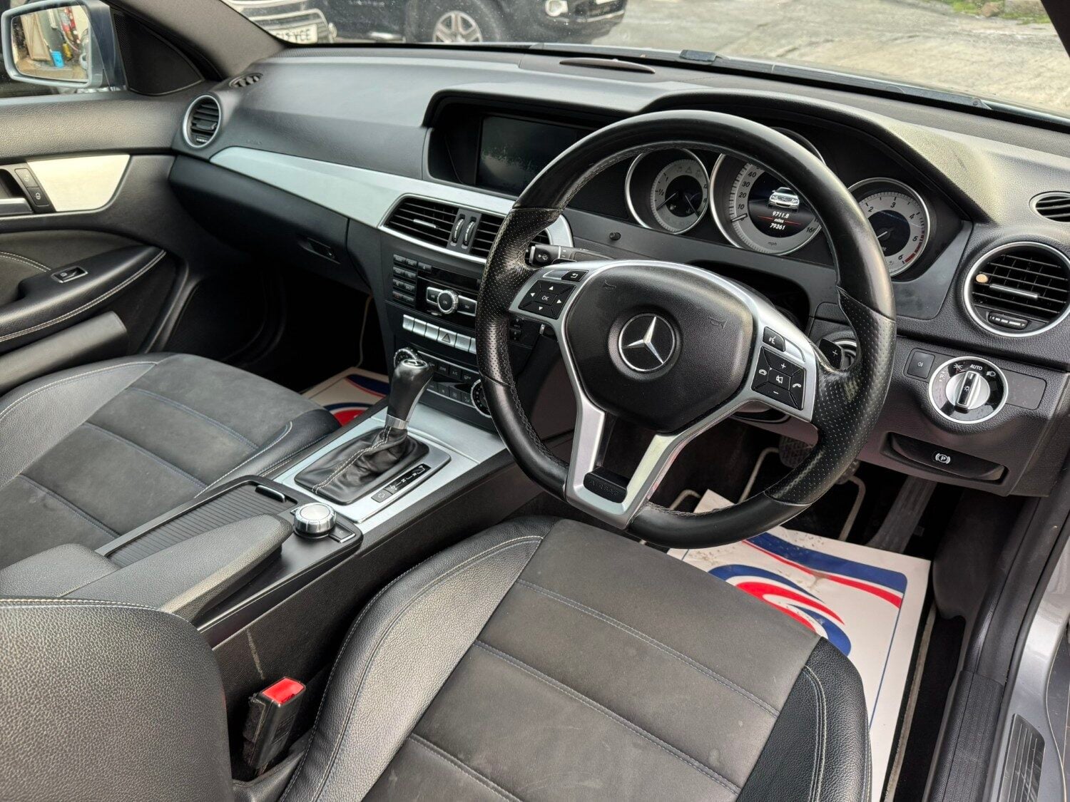 Used Mercedes-Benz C Class 2015 for sale - 77137106: Photo 8