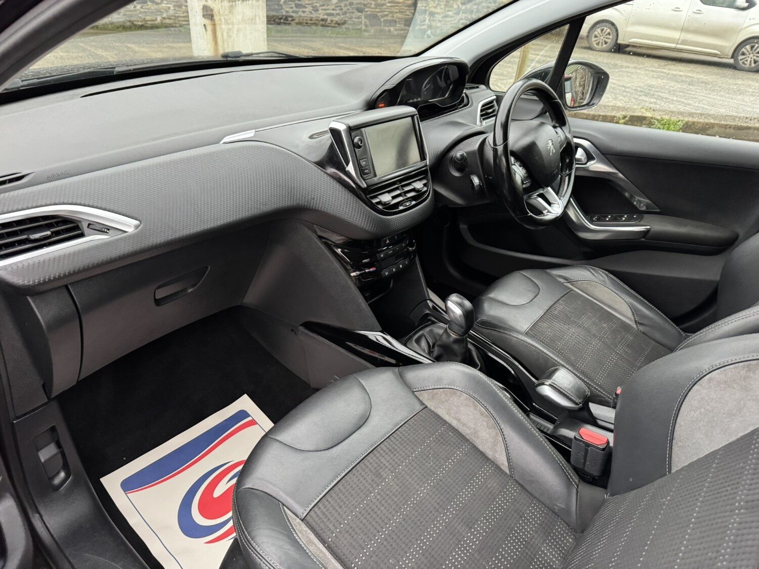 Used Peugeot 2008 2016 for sale - 77593139: Photo 12