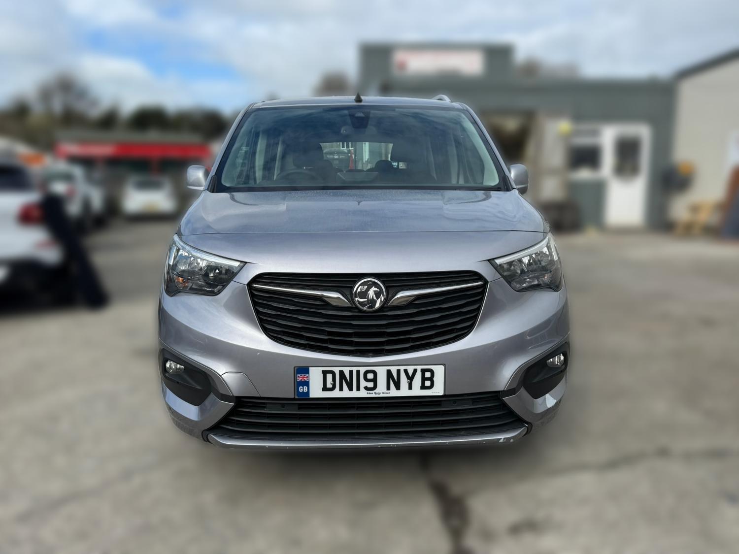 Used Vauxhall Combo Life 2019 for sale - 77790294: Photo 2