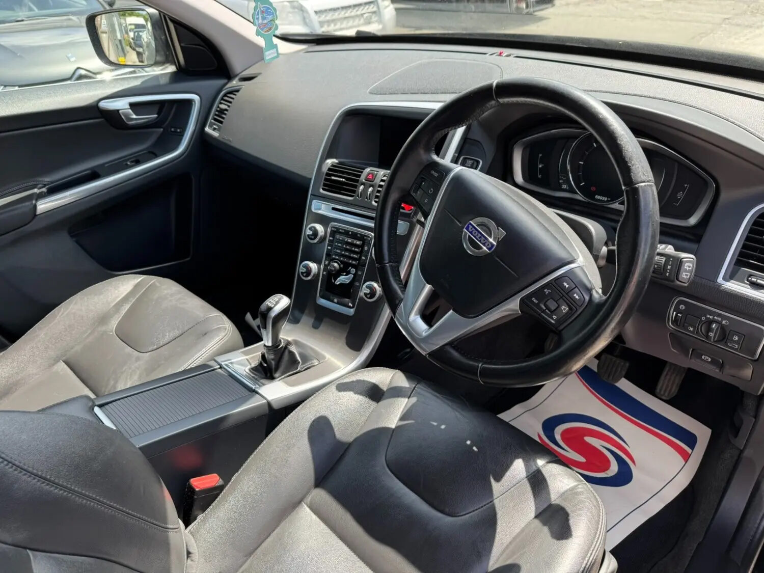 Used Volvo XC60 2015 for sale - 76625216: Photo 12