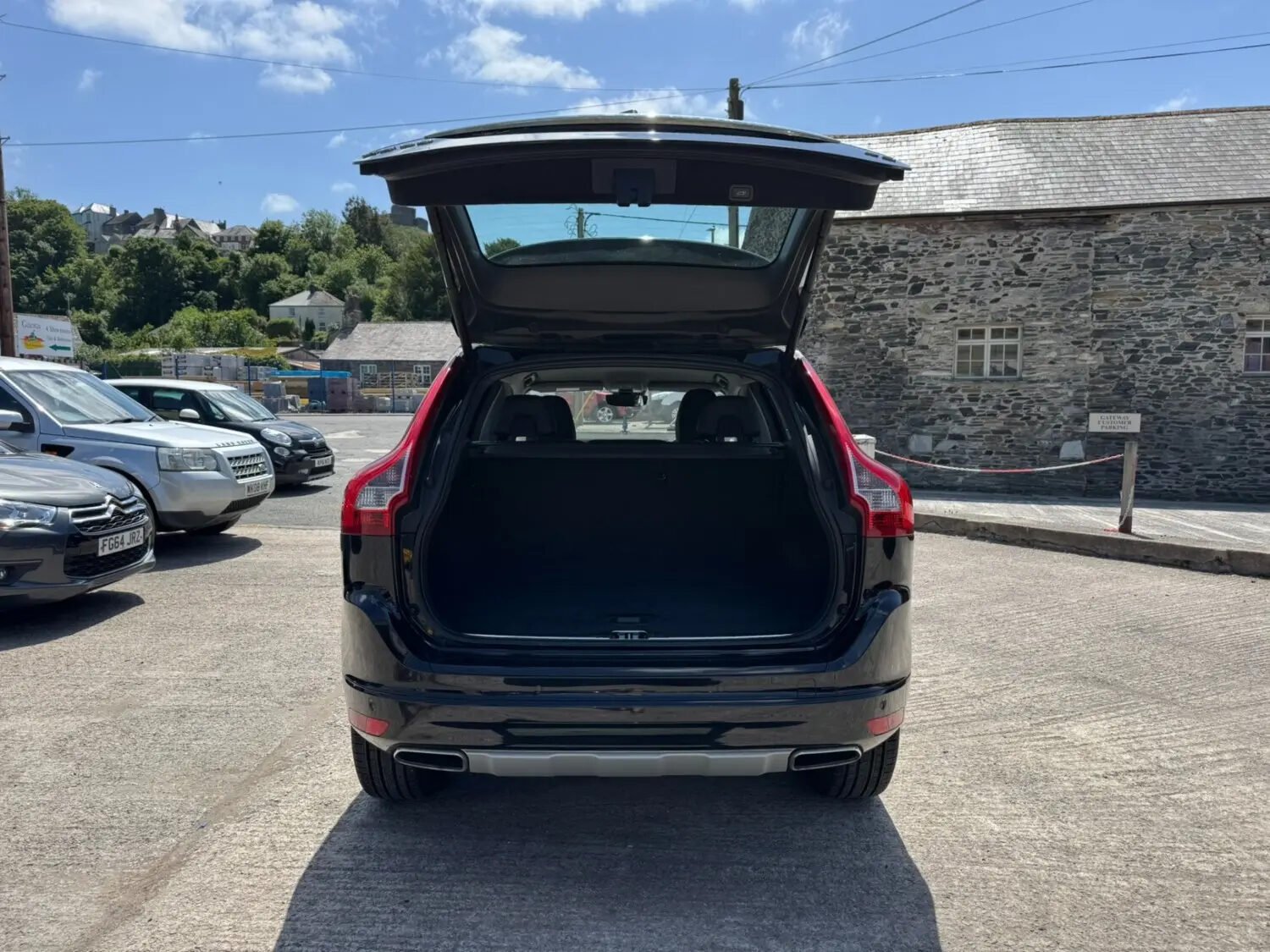 Used Volvo XC60 2015 for sale - 76625216: Photo 7