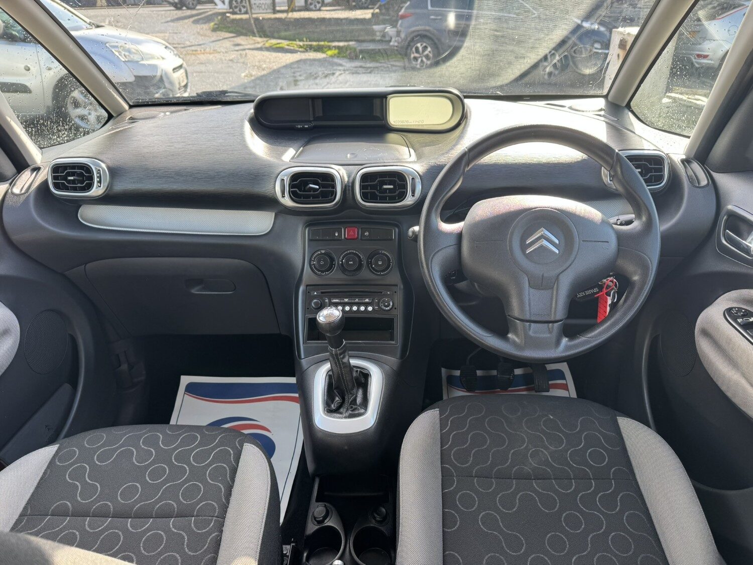 Used Citroen C3 Picasso 2012 for sale - 77878812: Photo 11