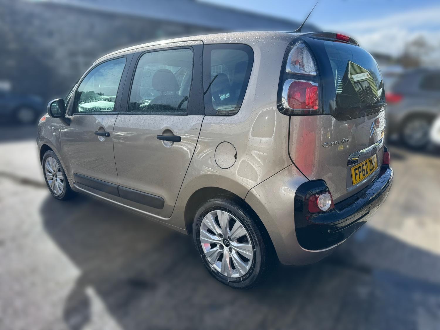 Used Citroen C3 Picasso 2012 for sale - 77878812: Photo 4