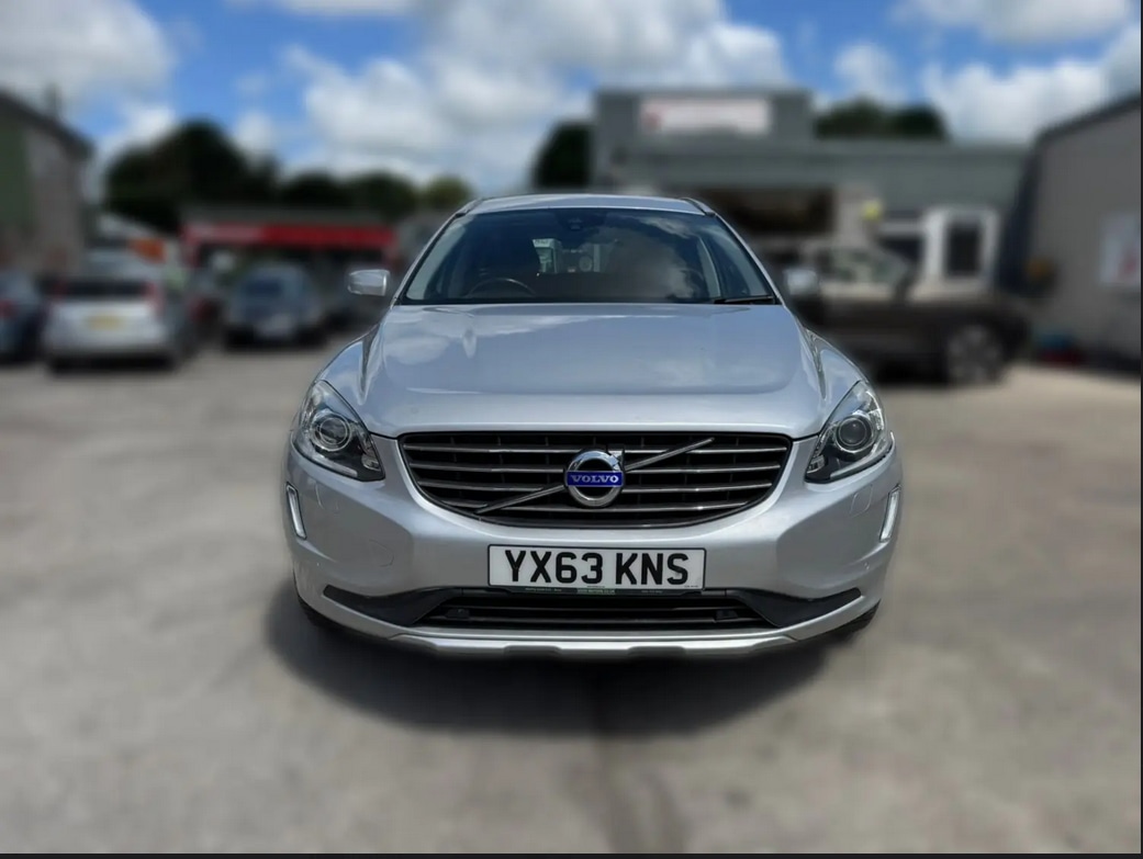 Used Volvo XC60 2013 for sale - 76625238: Photo 2