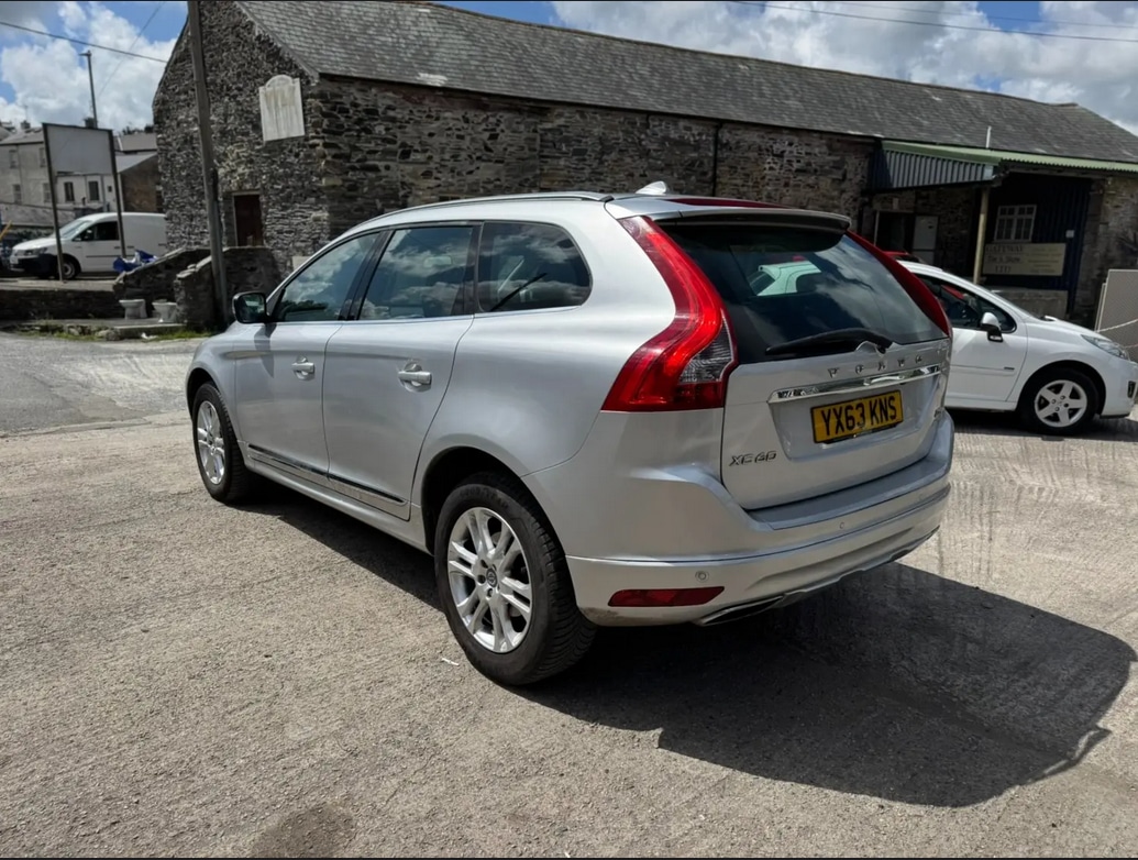 Used Volvo XC60 2013 for sale - 76625238: Photo 4