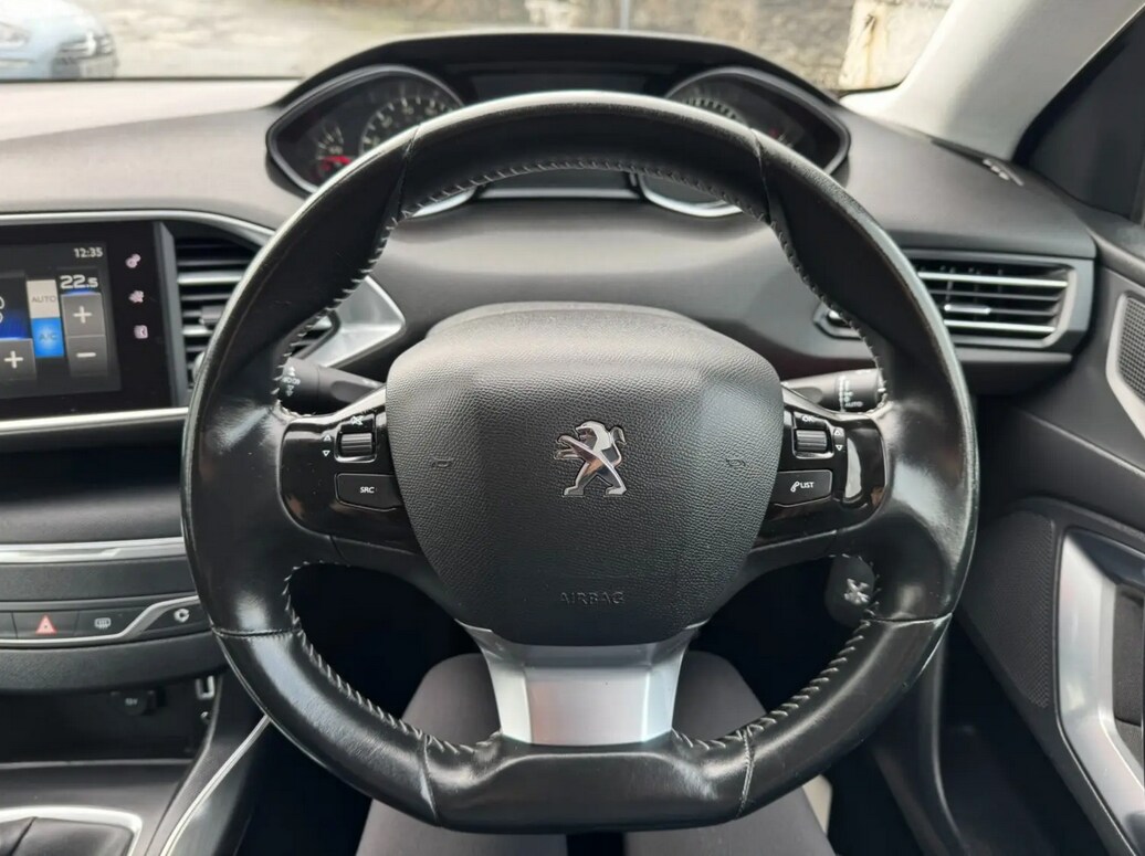 Used Peugeot 308 2016 for sale - 76625239: Photo 10