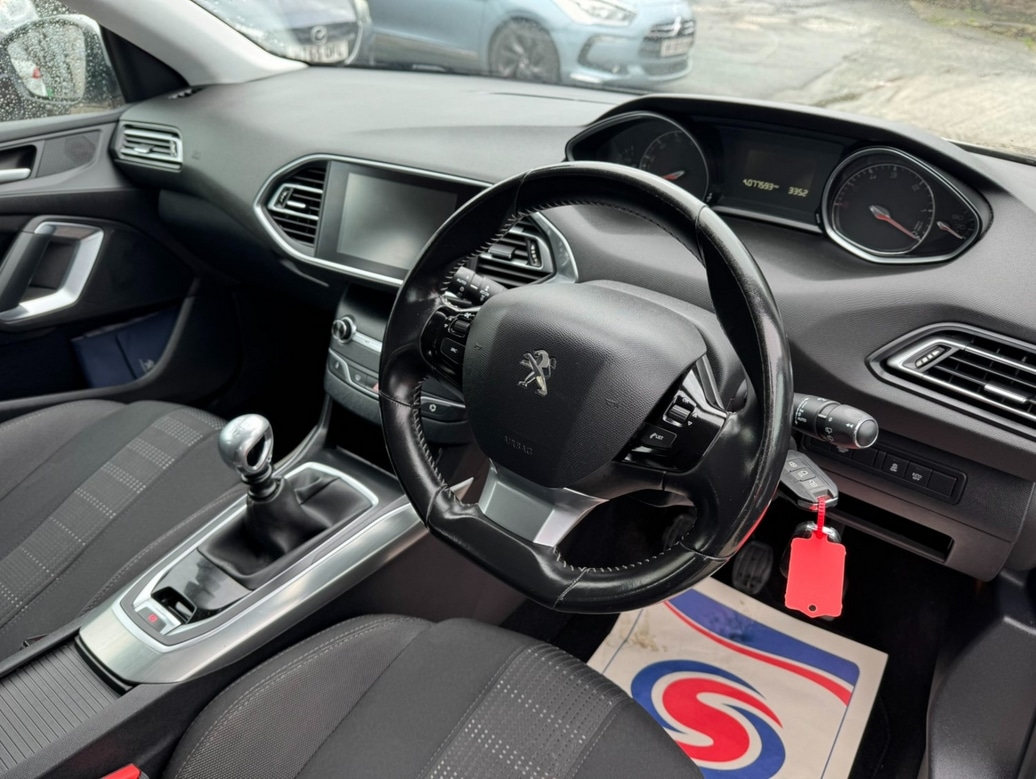 Used Peugeot 308 2016 for sale - 76625239: Photo 9