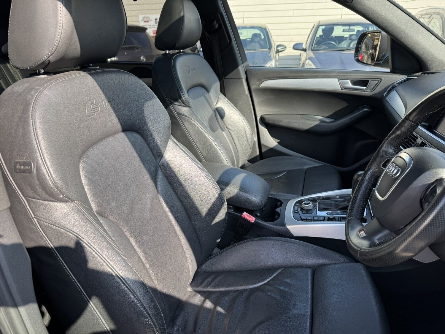 Used Audi Q5 2009 for sale - 77764164: Photo 12