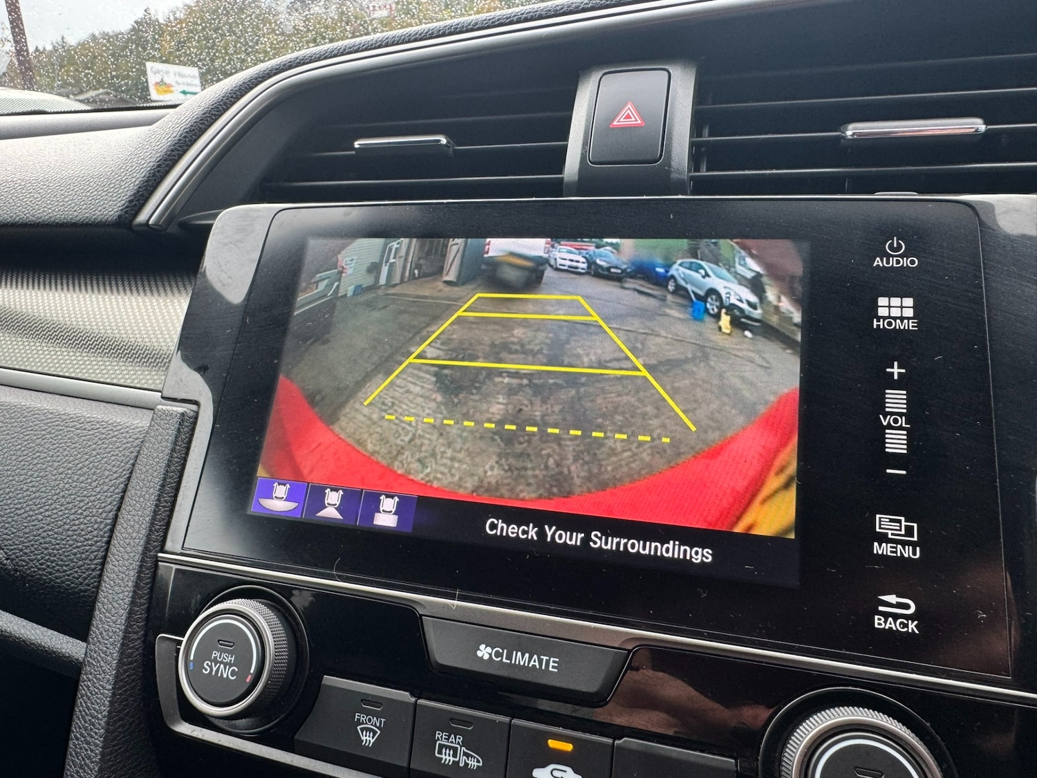 Used Honda Civic 2018 for sale - 76322062: Photo 17