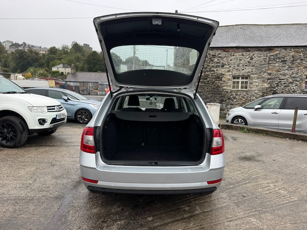 Used Skoda Octavia 2018 for sale - 76101724: Photo 7