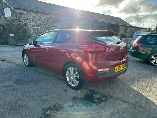 Used Kia Pro Ceed 2014 for sale - 72728251: Photo 3