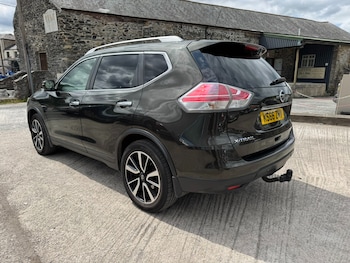 Used Nissan X-Trail 2016 for sale - 75410243: Photo