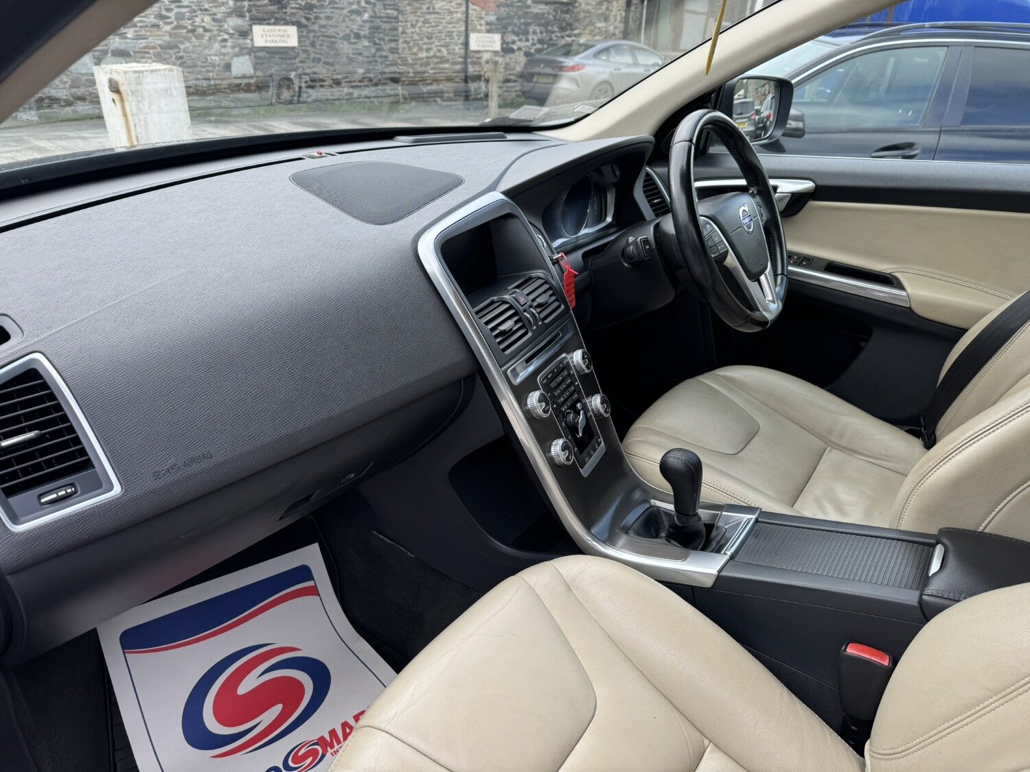 Used Volvo XC60 2014 for sale - 77998630: Photo 11