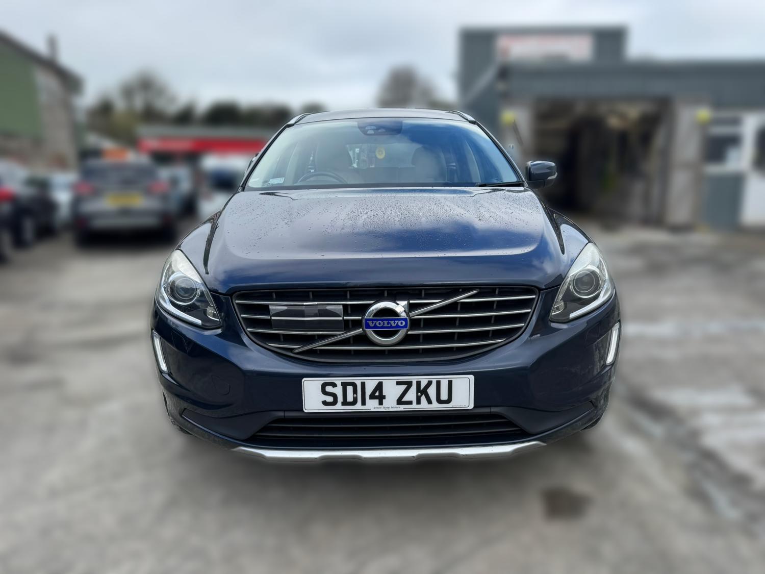 Used Volvo XC60 2014 for sale - 77998630: Photo 2