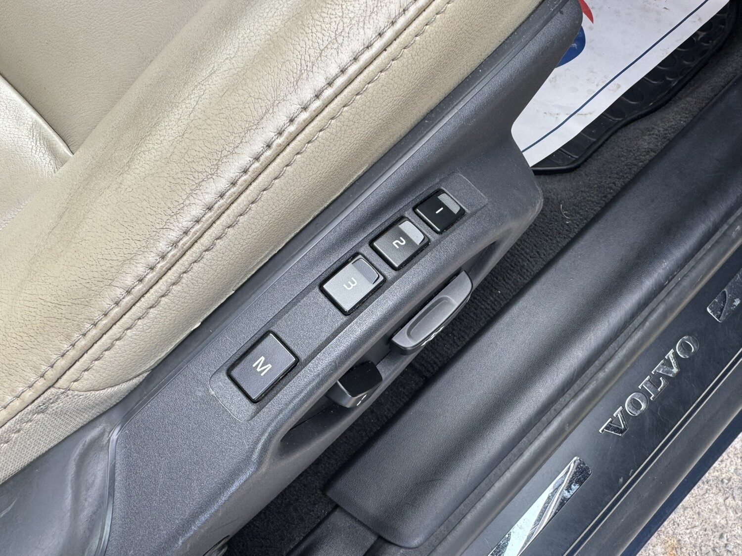 Used Volvo XC60 2014 for sale - 77998630: Photo 20